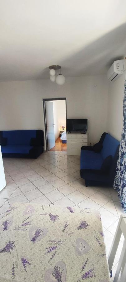 Apartmani Kevric Novi Vinodolski Zewnętrze zdjęcie